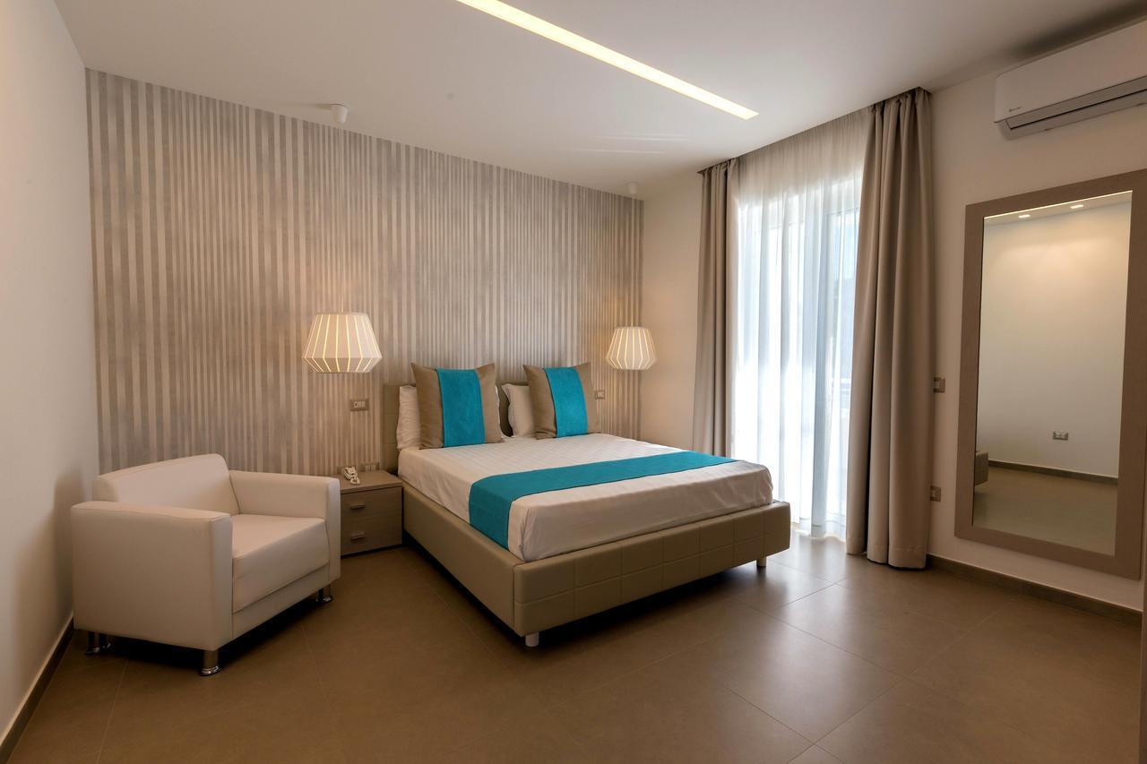 Amalfi - Positano Home & Breakfast Pontecagnano Bagian luar foto