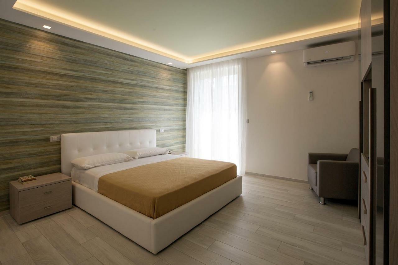 Amalfi - Positano Home & Breakfast Pontecagnano Bagian luar foto